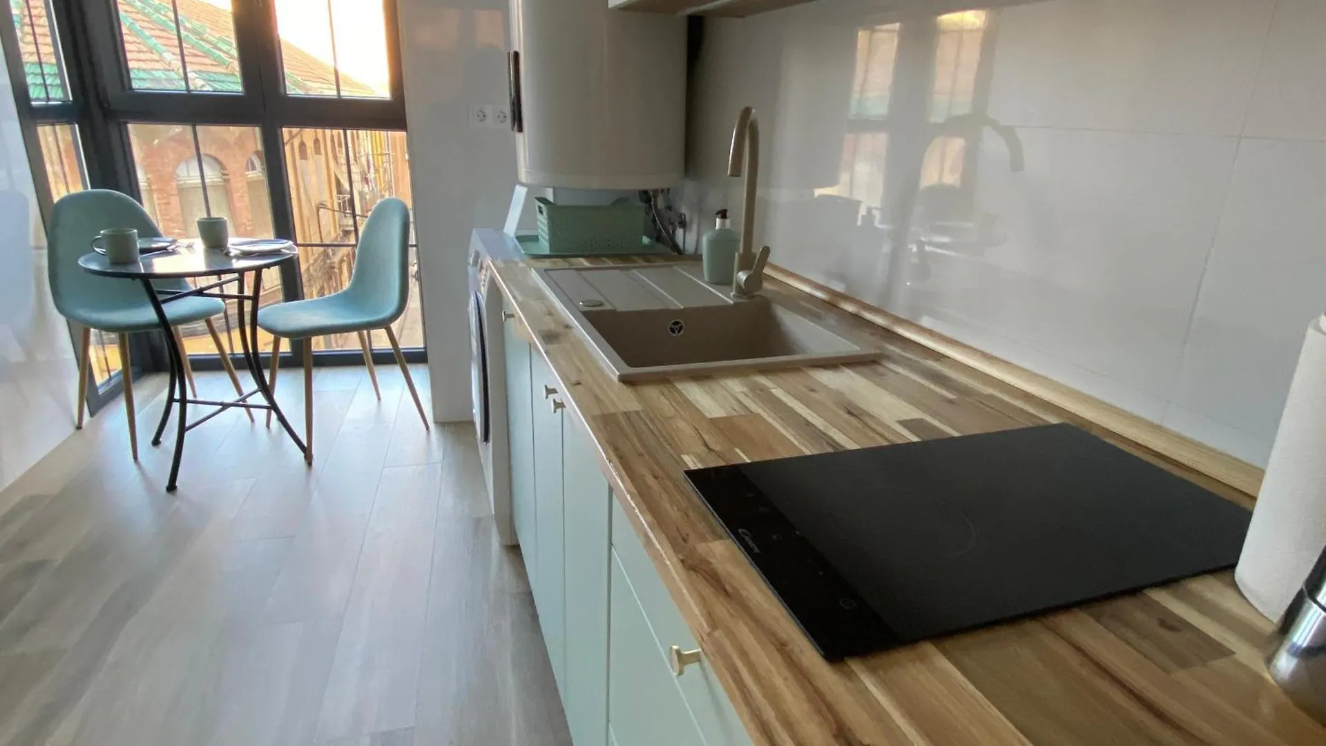 Pablo Pistachio Apartment Malaga